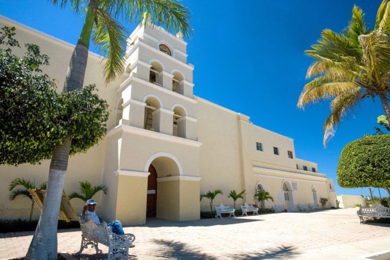 Parroquia Nuestra Señora del Pilar Todos Santos